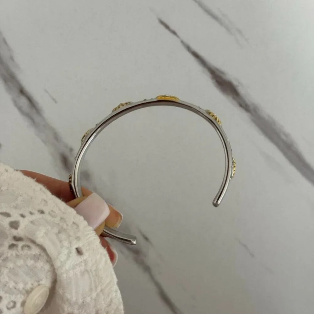 Sku0172 Casual Silver Moon Shape Women Fashion Bracelet Stainless steel+gift bag